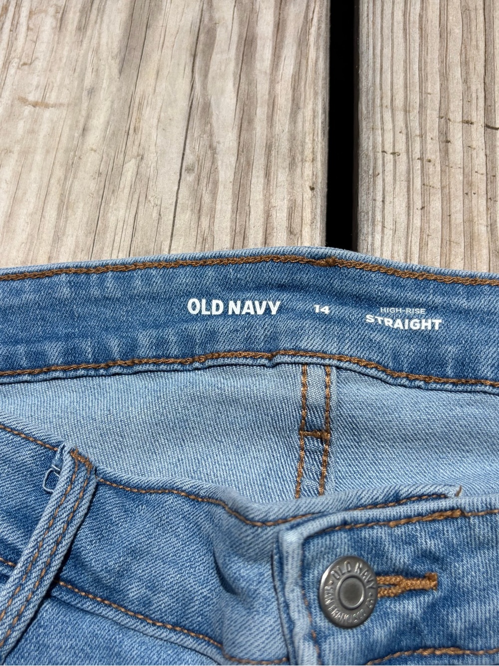 Old Navy High-Rise Straight Jeans Stretch Women's Size 14 Light Wash Mom Jeans - Picture 5 of 11